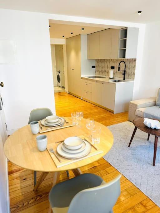 Lisbon City Center Flat For 6 Pp Buitenkant foto