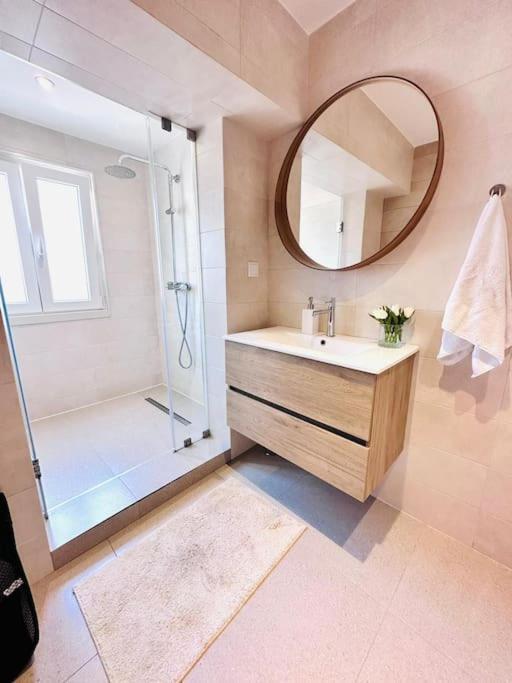 Lisbon City Center Flat For 6 Pp Buitenkant foto